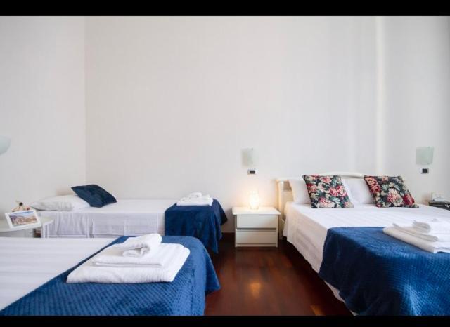 B&B Residenza Malaterra Naples Exterior photo